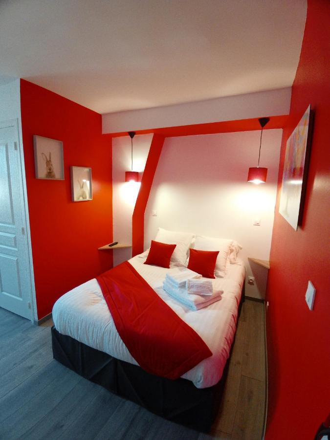 ホテル Les Remparts La Madelaine-sous-Montreuil エクステリア 写真